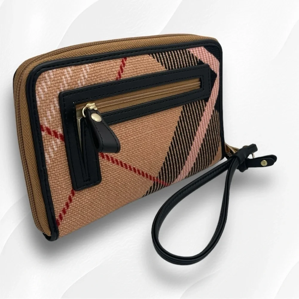 Spartina 449 Telfair Wrist Wallet from the Passage to Savannah collection